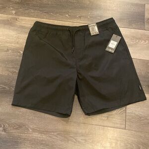 WT O2 Mens Black Shorts XL NWT